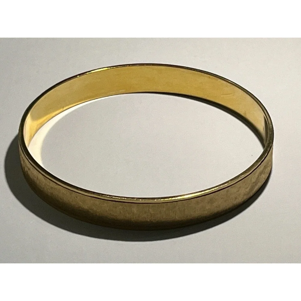 Vintage Napier Brushed Gold Tone Bangle Bracelet -‎ Diamond Cut - Signed